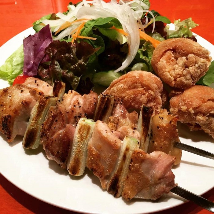 Peminat Ayam Boleh Cuba Hidangan Halal Di Restoran Tsuki no Odori